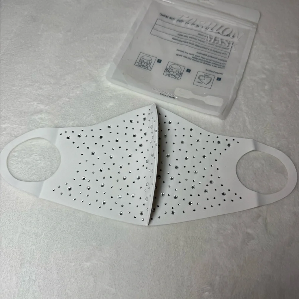 NWT White Fashion Mask with Rhinestones